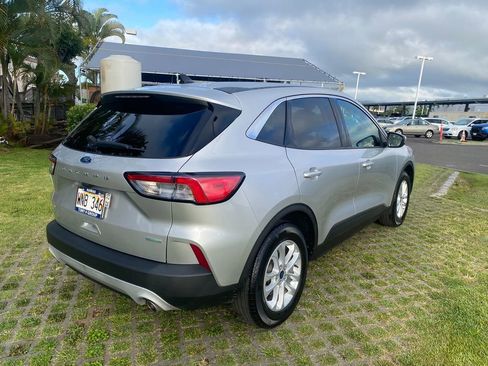 Used 2020 Ford Escape SE FWD image 25