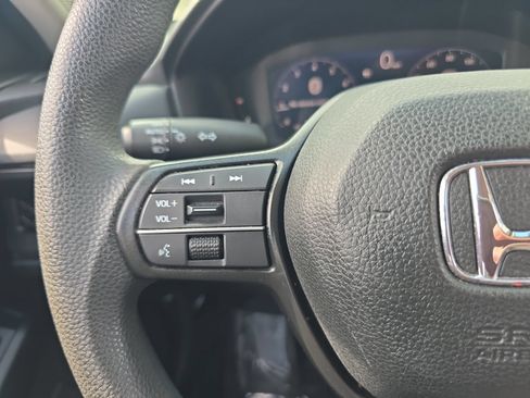 Used 2023 Honda Accord EX image 21