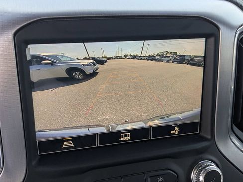 Used 2021 GMC Sierra 1500 SLT w/ SLT Premium Plus Package AWD/4WD image 19