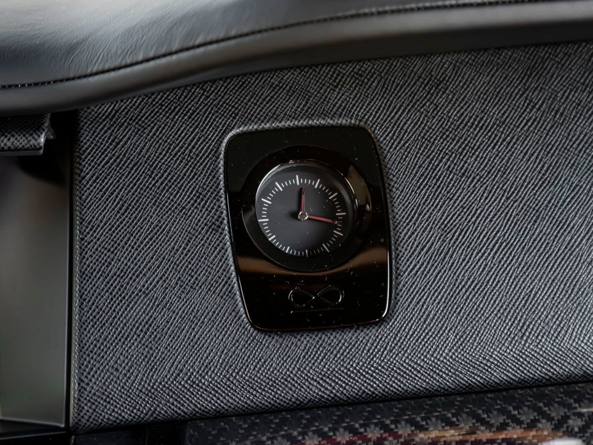 Used 2024 Rolls-Royce Cullinan Black Badge w/ Dark Exterior Package AWD/4WD image 13