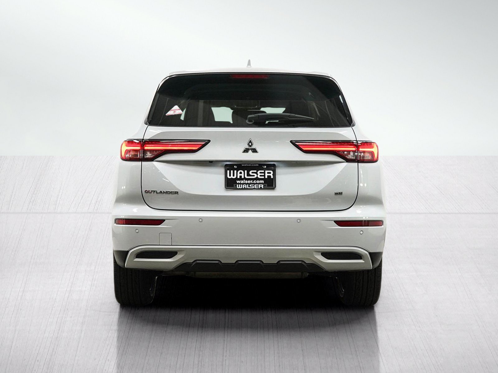 Used 2022 Mitsubishi Outlander SE AWD/4WD image 4