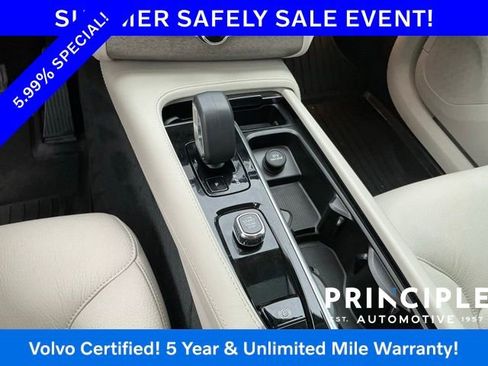 Certified 2023 Volvo XC90 B5 Plus AWD/4WD image 20