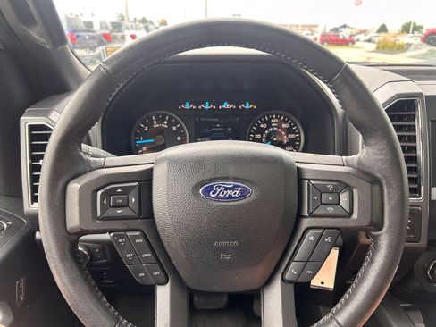 Used 2019 Ford F150 XLT w/ Equipment Group 302A Luxury AWD/4WD image 27