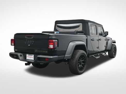 Used 2023 Jeep Gladiator Sport AWD/4WD image 6