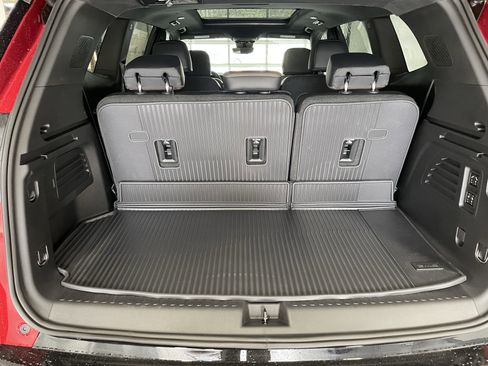 New 2026 GMC Acadia Denali Ultimate w/ LPO, Floor Liner Package image 9