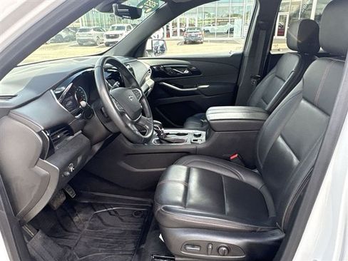 Certified 2023 Chevrolet Traverse RS w/ LPO, Floor Liner Package FWD image 19