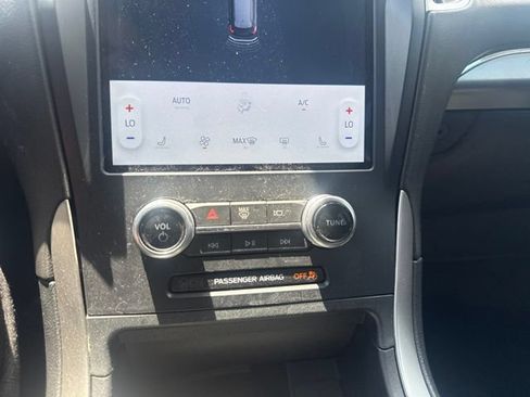 Certified 2022 Ford Edge SEL w/ Convenience Package AWD/4WD image 29