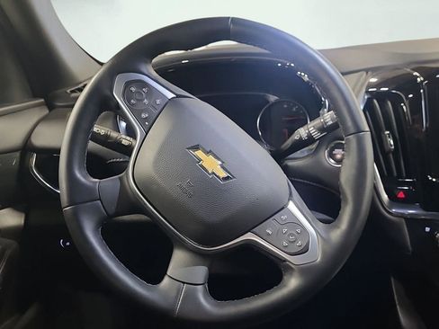 Used 2023 Chevrolet Traverse High Country image 12