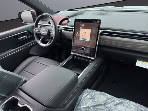 New 2025 GMC Sierra EV Denali image 16