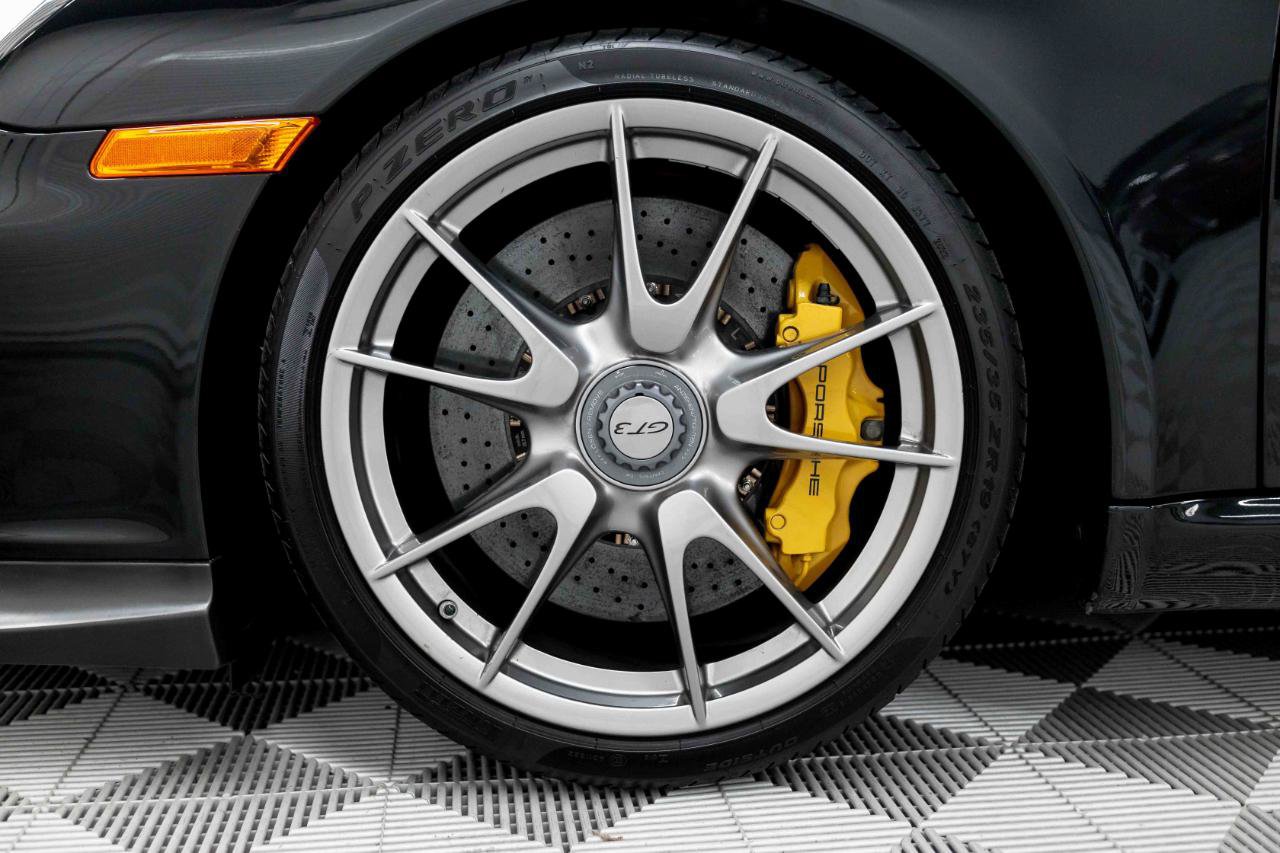 Used 2010 Porsche 911 GT3 RWD image 30