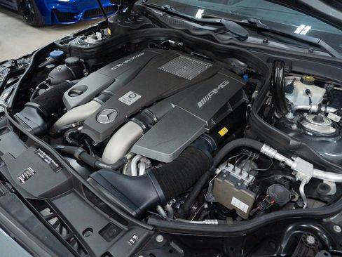 Used 2014 Mercedes-Benz E 63 AMG S-Model w/ Driver Assistance Package image 59