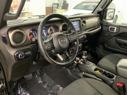 Used 2020 Jeep Gladiator Sport w/ Quick Order Package 24S image 27