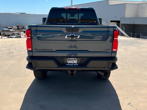 New 2026 Chevrolet Silverado 2500 LTZ w/ LTZ Plus Package AWD/4WD image 5