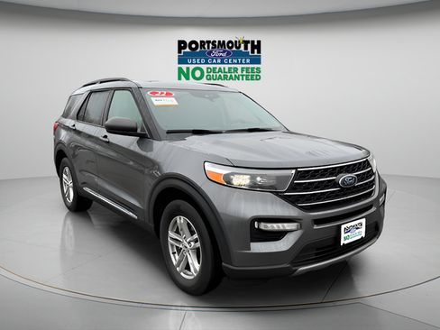 Used 2022 Ford Explorer XLT w/ Equipment Group 202A AWD/4WD image 1