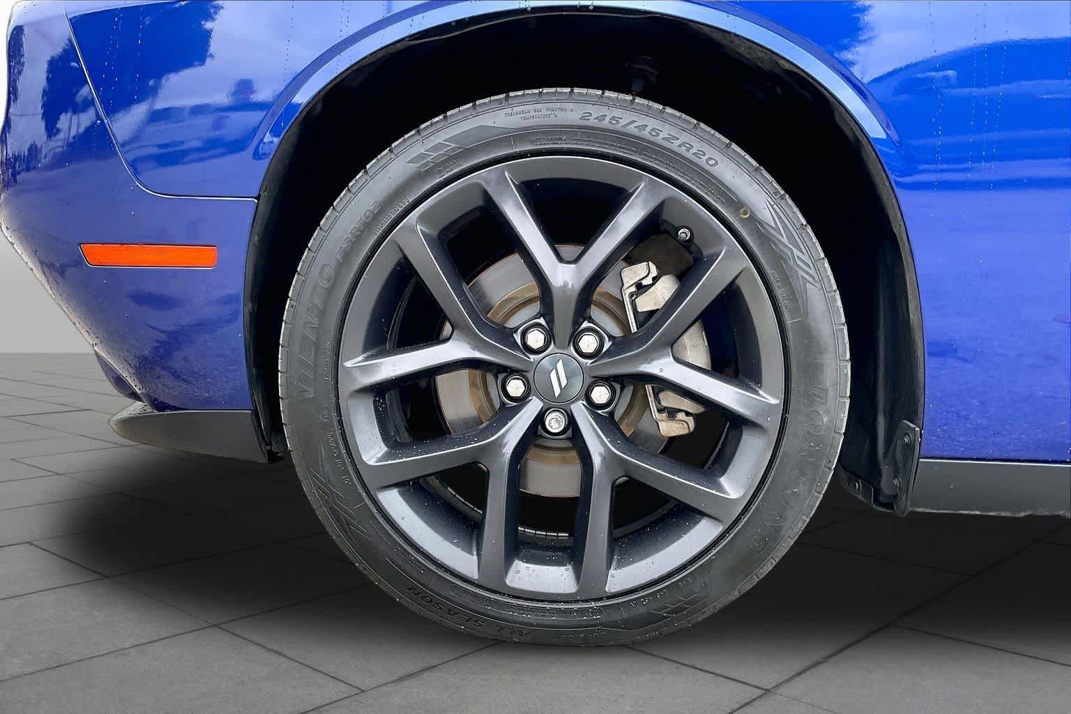 Certified 2022 Dodge Challenger SXT w/ Plus Package RWD image 9