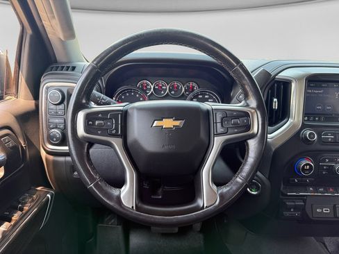 Used 2021 Chevrolet Silverado 1500 LT w/ Bed Protection Package AWD/4WD image 5
