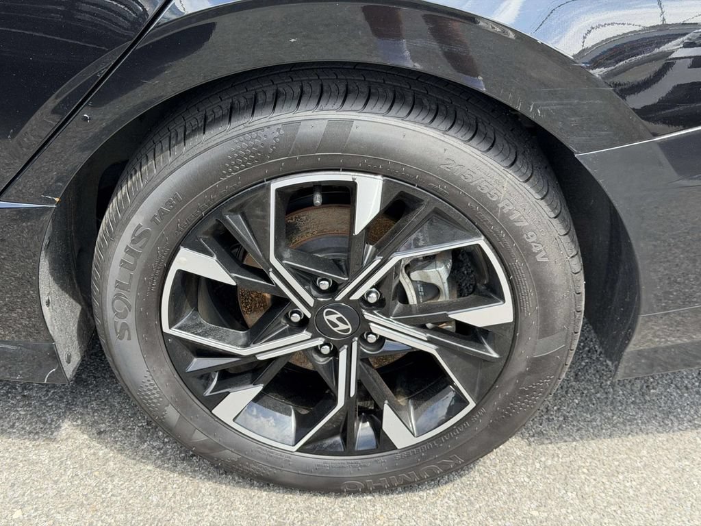 Certified 2025 Hyundai Sonata SEL AWD/4WD image 10
