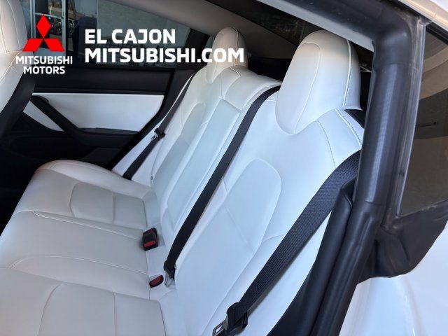 Used 2018 Tesla Model 3 Mid Range RWD image 7