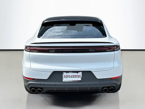 New 2026 Porsche Cayenne Coupe AWD/4WD image 10