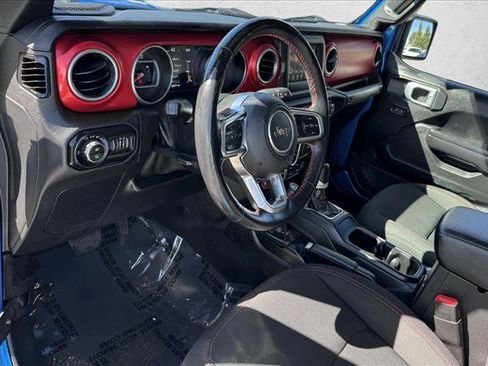 Used 2020 Jeep Gladiator Rubicon w/ LED Lighting Group AWD/4WD image 11