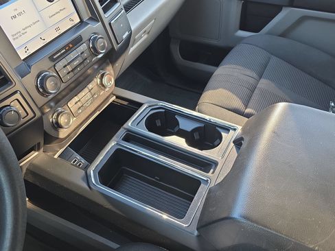 Used 2019 Ford F150 4x4 SuperCrew image 21