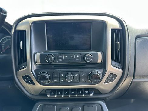 Used 2019 GMC Sierra 3500 Denali w/ Duramax Plus Package image 4