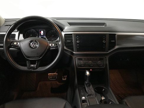 Used 2019 Volkswagen Atlas SE FWD image 21