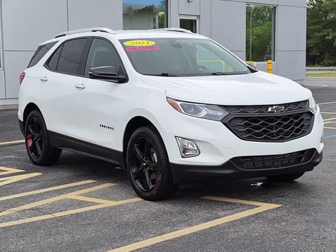 Used 2021 Chevrolet Equinox Premier w/ Redline Edition AWD/4WD image 2