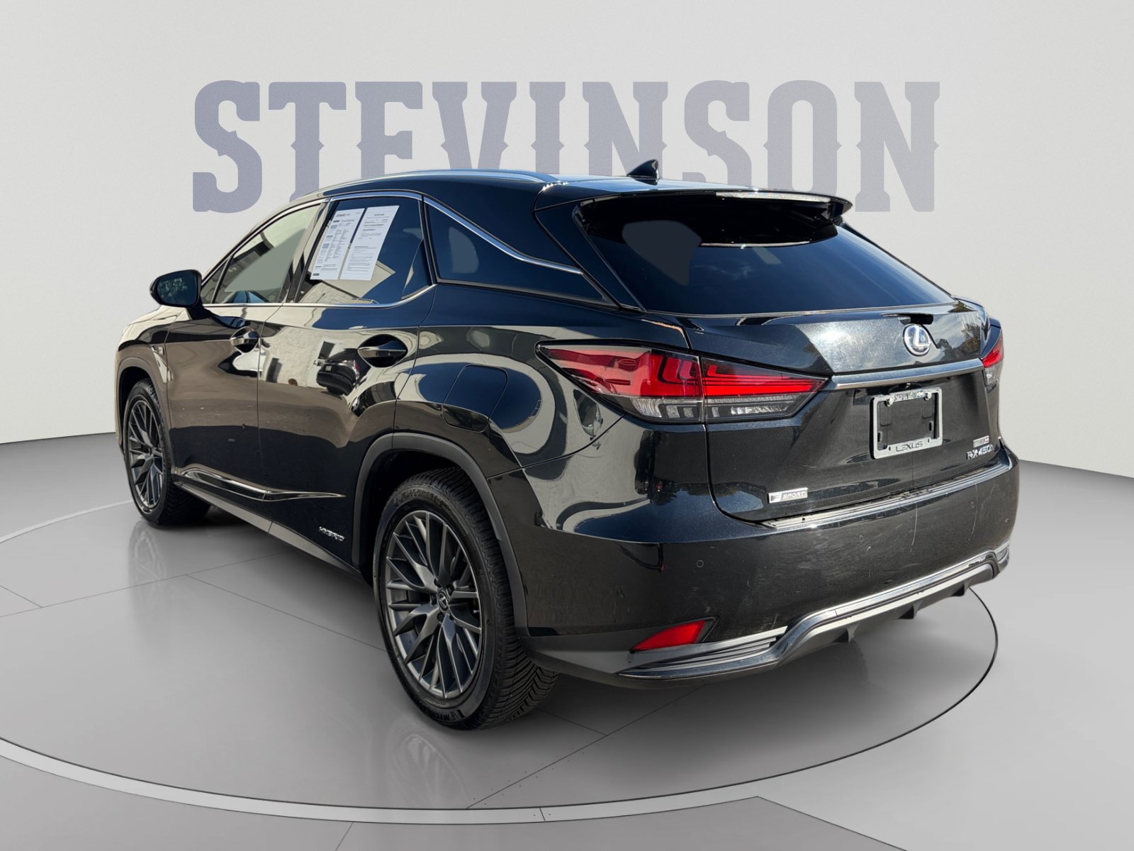 Used 2022 Lexus RX 450h F Sport w/ Accessory Package AWD/4WD image 3