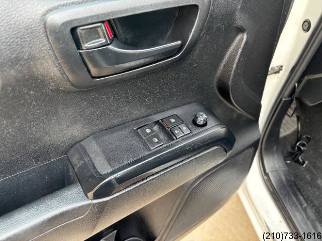 Used 2022 Toyota Tacoma SR RWD image 15