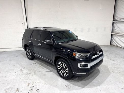 Used 2016 Toyota 4Runner Limited AWD/4WD image 10
