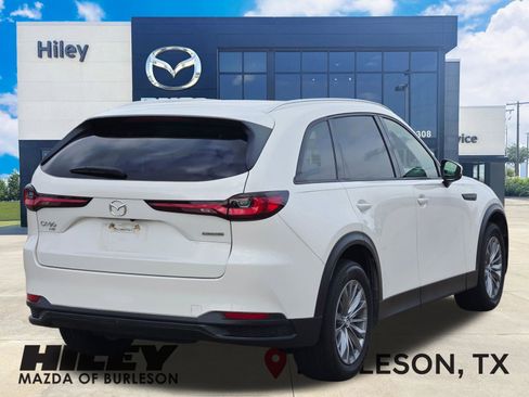 Used 2024 MAZDA CX-90 3.3 Turbo w/ Preferred Plus image 4