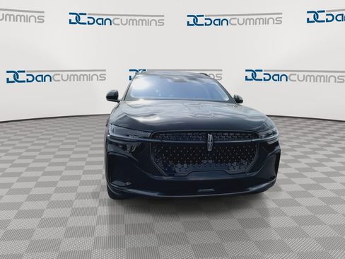 New 2026 Lincoln Nautilus Reserve w/ Jet Appearance Package image 3