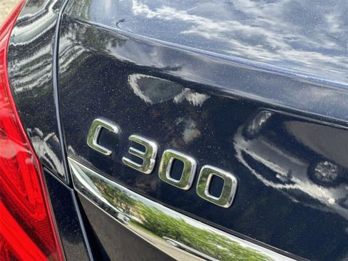 Used 2017 Mercedes-Benz C 300 Sedan image 11