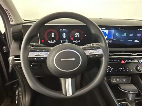 Used 2025 Hyundai Tucson SEL FWD image 15