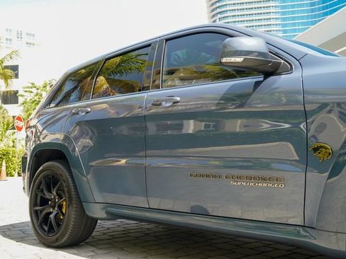 Used 2021 Jeep Grand Cherokee Trackhawk AWD/4WD image 37