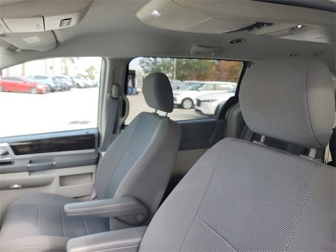 Used 2009 Dodge Grand Caravan SXT w/ Entertainment Group 2 image 14