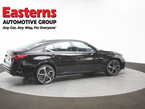 Used 2023 Nissan Altima 2.5 SR w/ SR Premium Package AWD/4WD image 43