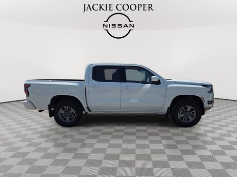 New 2025 Nissan Frontier SV AWD/4WD image 6