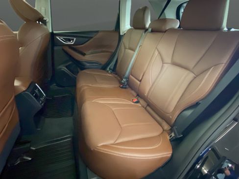 Used 2020 Subaru Forester Touring AWD/4WD image 23