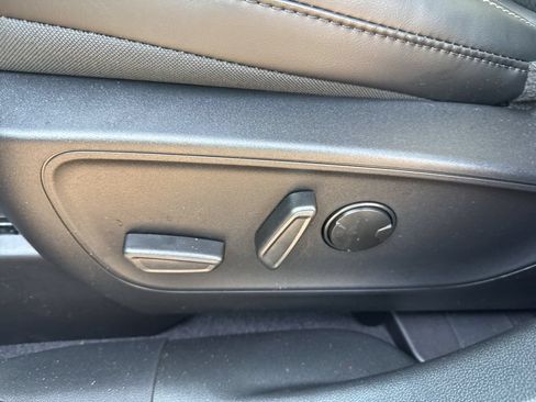New 2026 Ford Escape SE FWD image 8