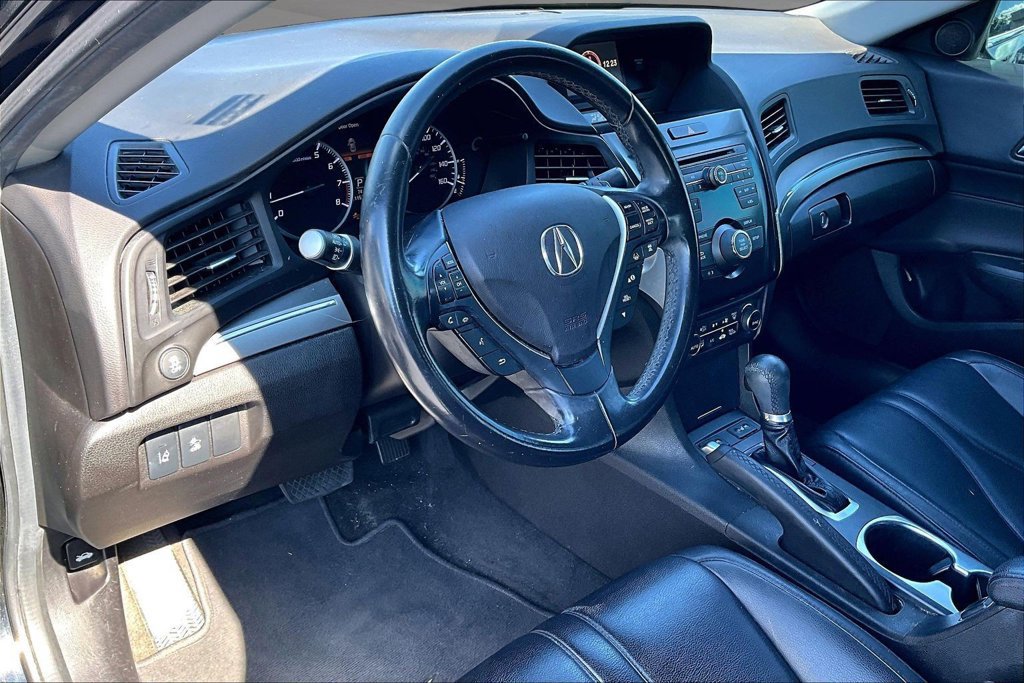 Used 2019 Acura ILX FWD image 14