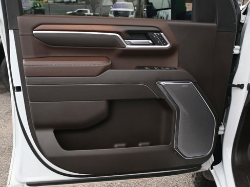 Used 2025 GMC Sierra 2500 Denali w/ Technology Package image 27