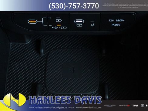 Used 2025 Kia K4 EX image 19