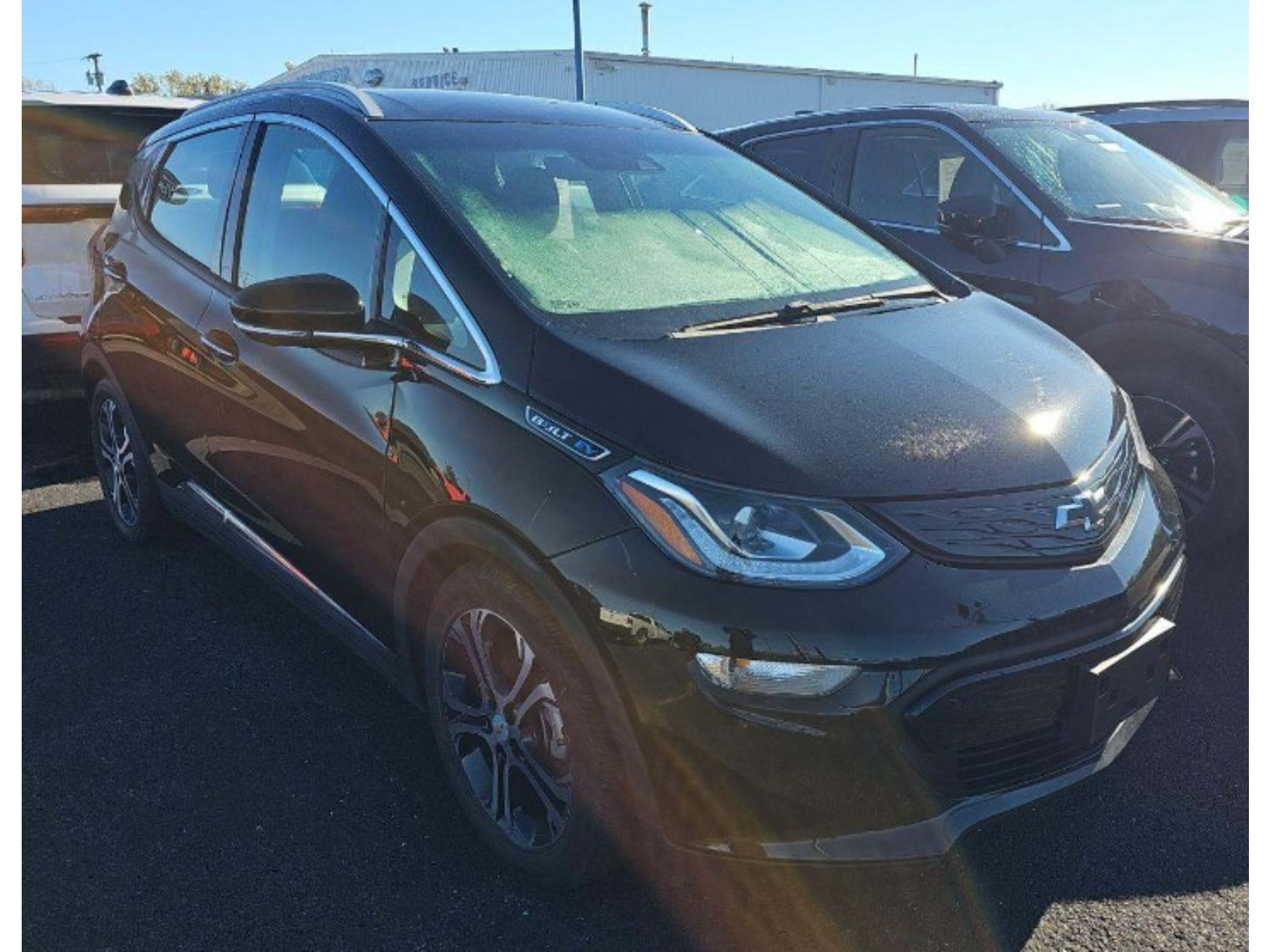Used 2021 Chevrolet Bolt Premier w/ Infotainment Package FWD image 4