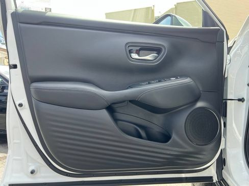 Used 2025 Honda HR-V EX-L image 39