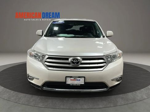 Used 2012 Toyota Highlander SE w/ Tow Pkg image 8