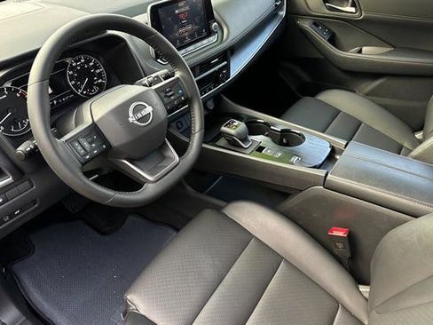 New 2025 Nissan Rogue SV w/ SV Premium Package image 10
