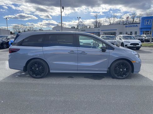 Used 2025 Honda Odyssey Sport-L image 24