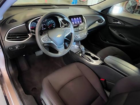 Used 2023 Chevrolet Malibu LT image 8